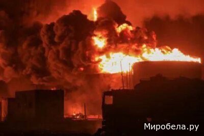 США и Израиль — мощь на западе Йемена: свыше 40 ракетных и бомбовых ударов по портам и базам.